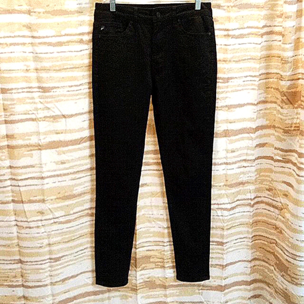 KANCAN BLACK SKINNY LEG JEANS 👖! 💕NWOT ★Size 9/28 ★